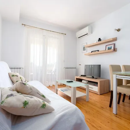 Casa Nono Сasa de vacaciones Kaštelir