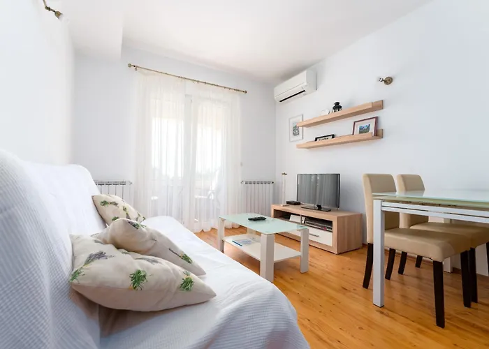 Casa Nono 펜션 Kaštelir